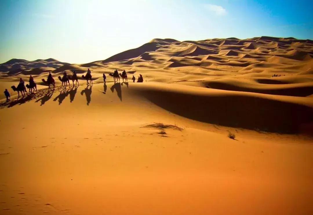 腾格里沙漠放飞自我,腾格里沙漠带来的快乐