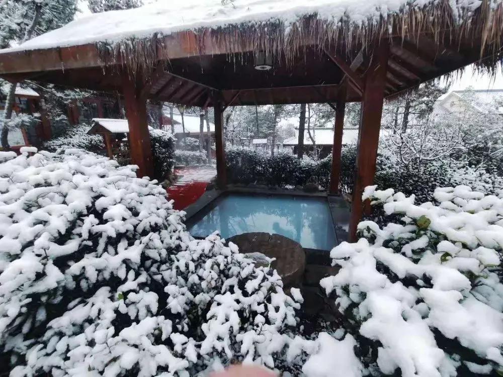 冬季的第一份温暖,冬天的第一份温暖是温泉