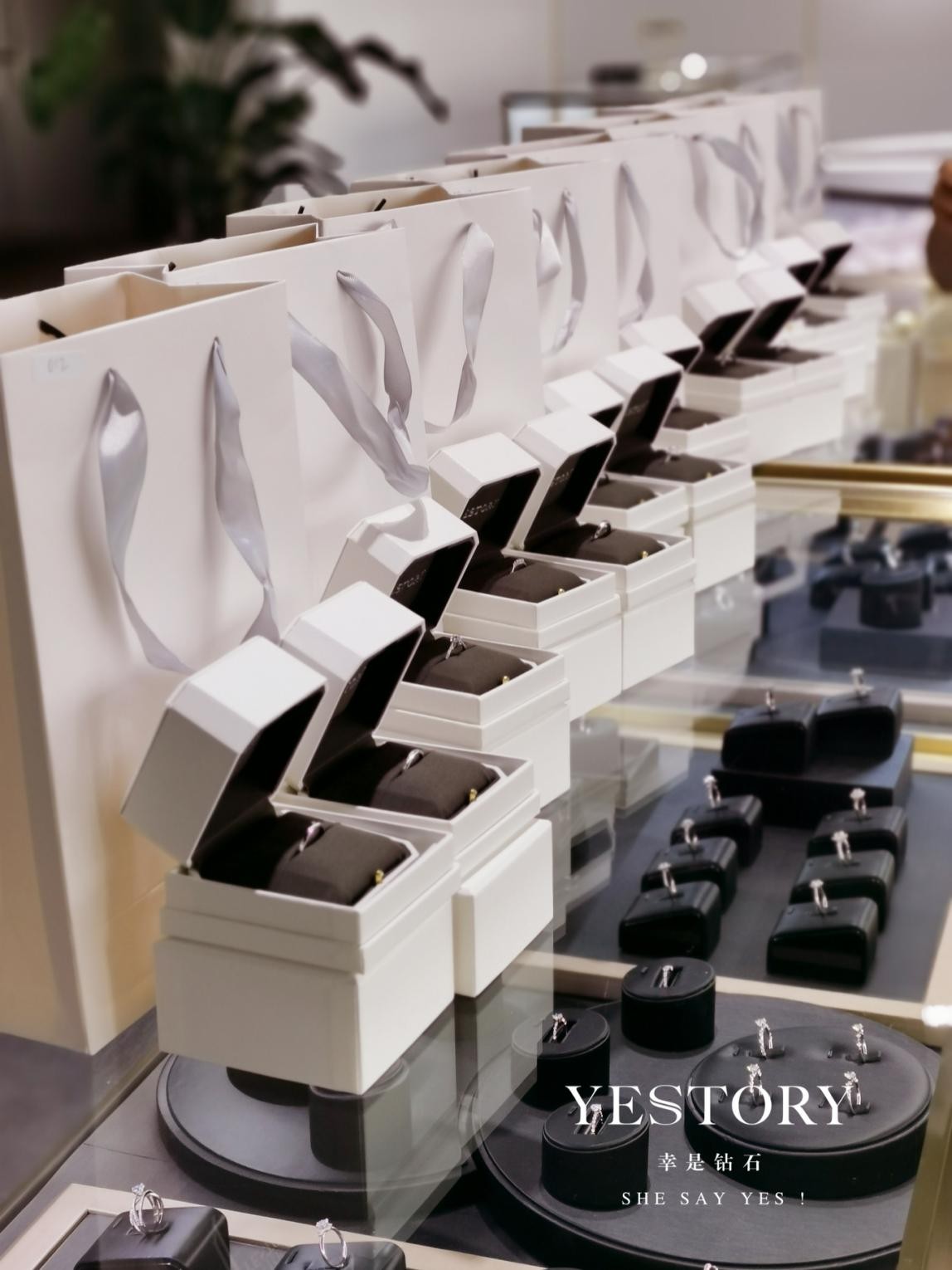 成都钻戒定制是有实体店的吗,成都钻戒定制哪里靠谱