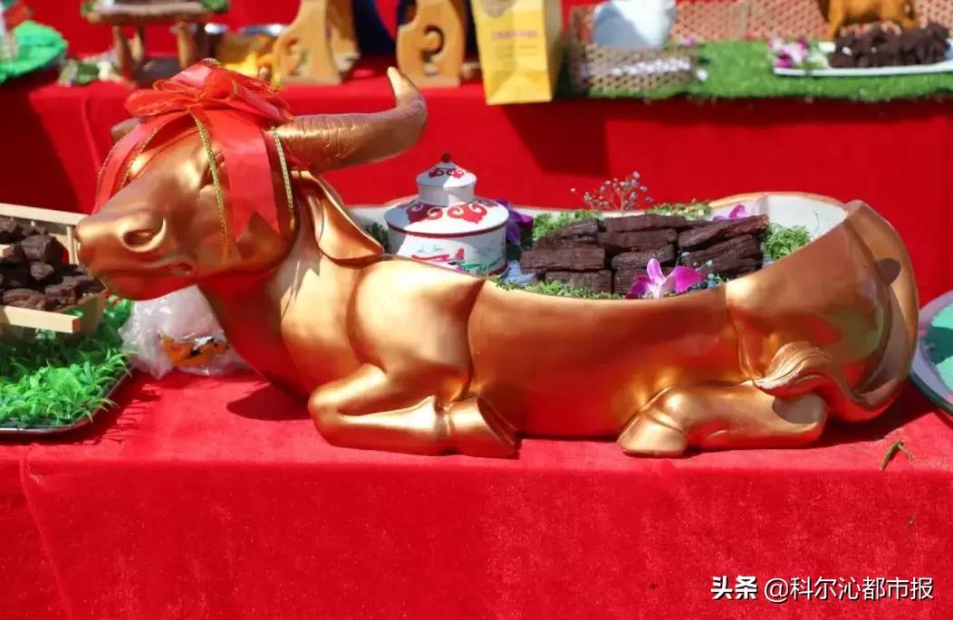 通辽百人同制牛肉干创大世界基尼斯纪录