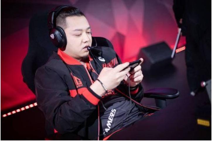 王者荣耀2017qg对战ag总决赛,2019agvsqg总决赛qg的主教练是谁