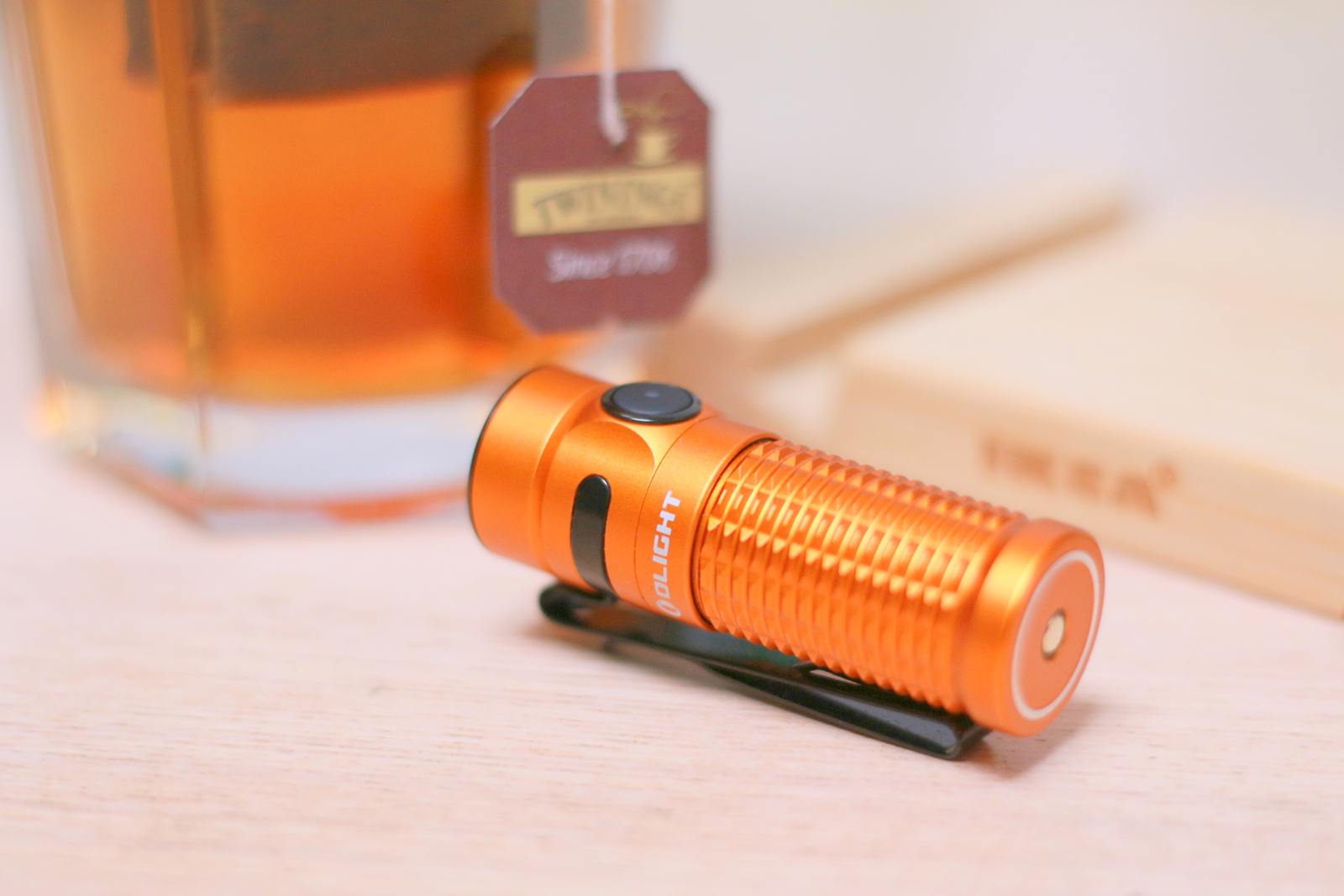 傲雷baton3手电筒特别版,傲雷baton3pro紫色