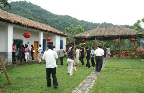 农村最适合干什么生意赚钱投资小,农村做什么生意最赚钱又简单见效