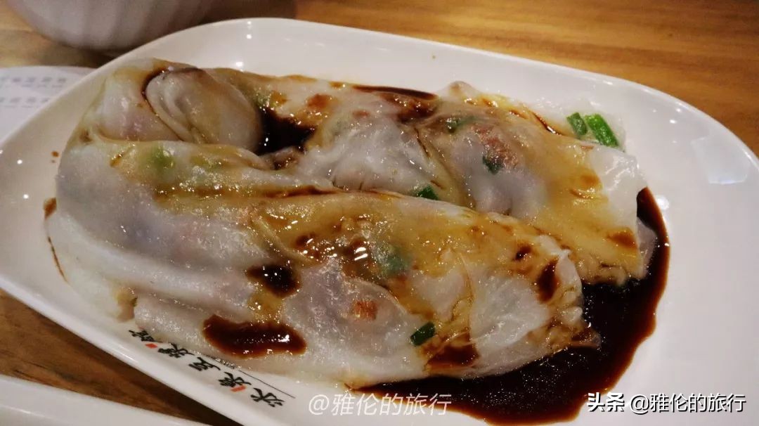 女生喝冰泉豆浆,梧州人喝冰泉豆浆