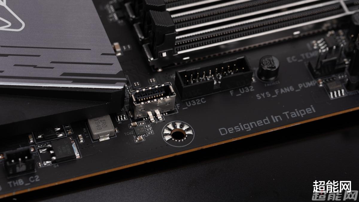 酷睿i9-10850k对比i710700k,cpui710700k和i9900k哪个好