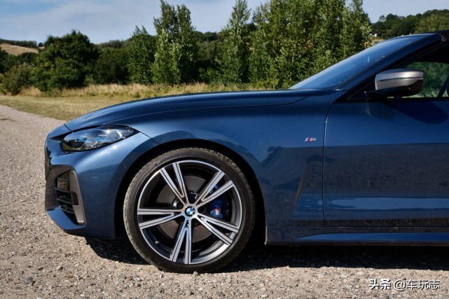 试驾宝马4系四门轿跑车2021款,宝马全新bmw4系双门轿跑车多少钱