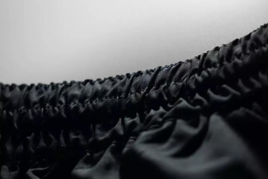 王的新衣,阿迪达斯官网羽毛球速干衣