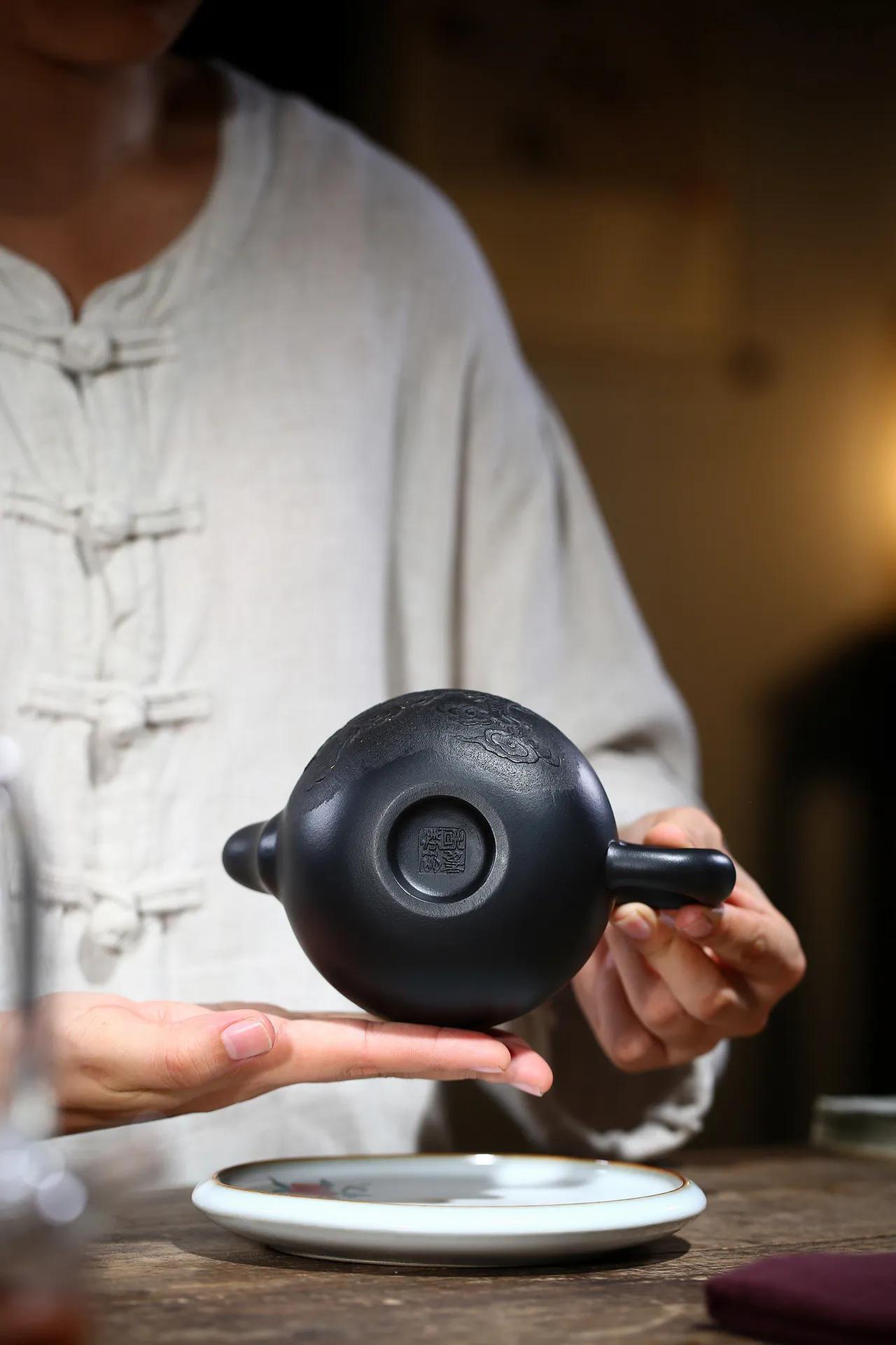 姚玲香紫砂壶和谁雕刻,姚玲香紫砂壶