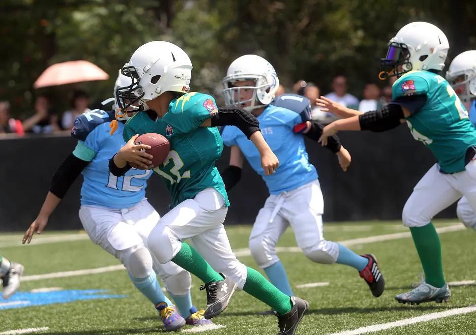 为什么中国足球总是那么让人心疼,唯一让中国人抬不起头的足球