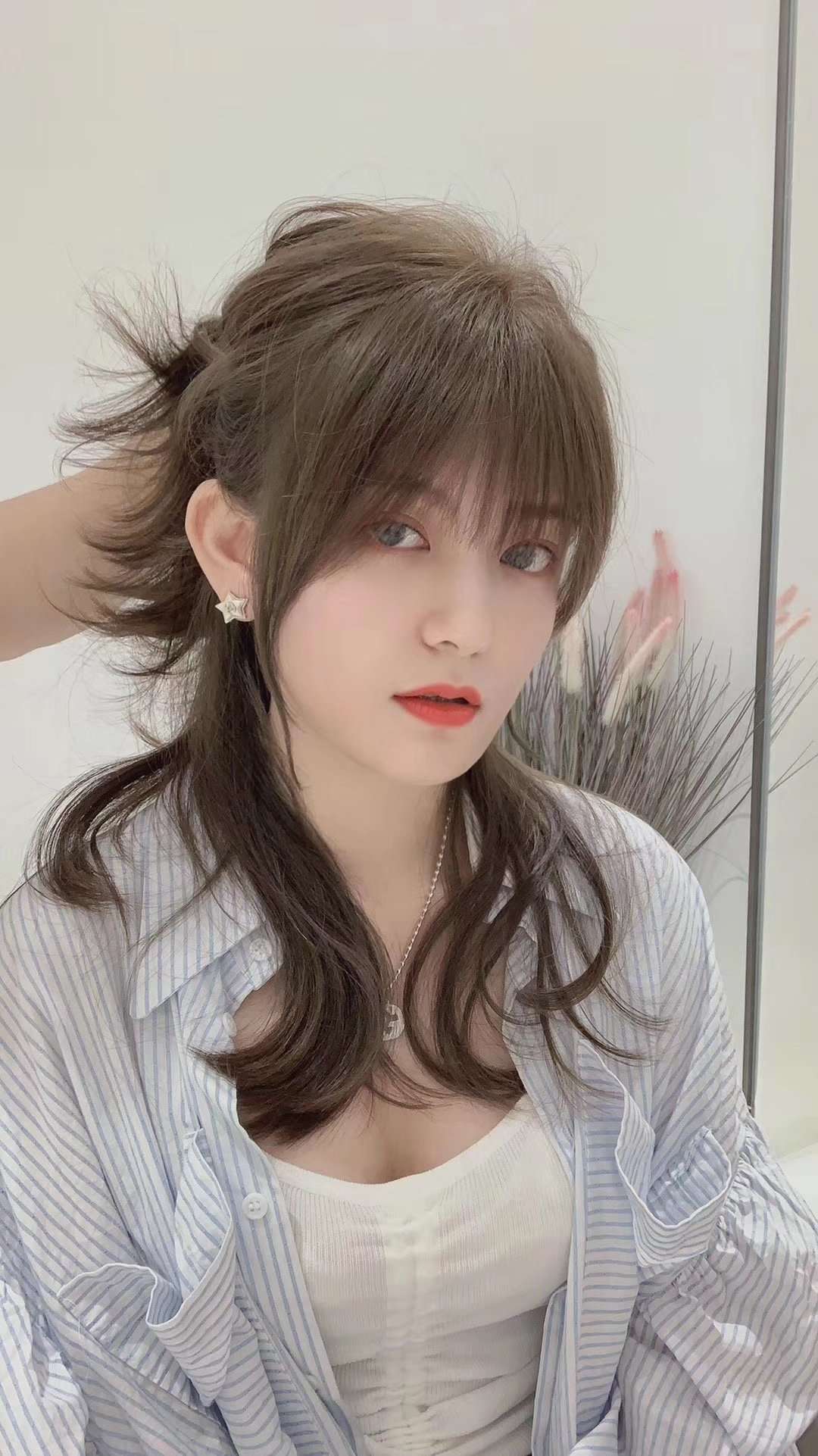 中长烫发2020流行发型,烫中长发型女2020流行发型