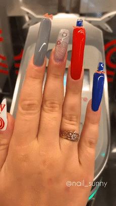 美甲师在吗？我被丑得睡不着觉