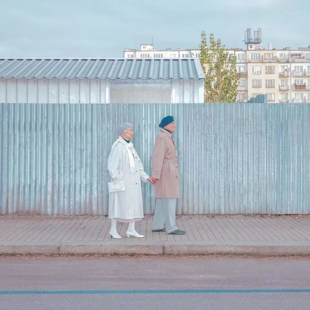 歌词中有相信的2019年抖音火歌,抖音最近突然火了的一句歌词