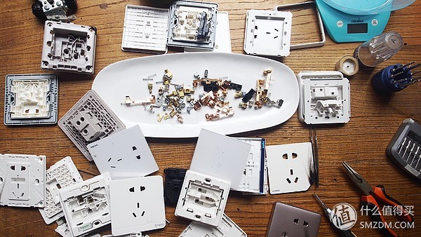 无边框开关插座,无边框开关插座拆解
