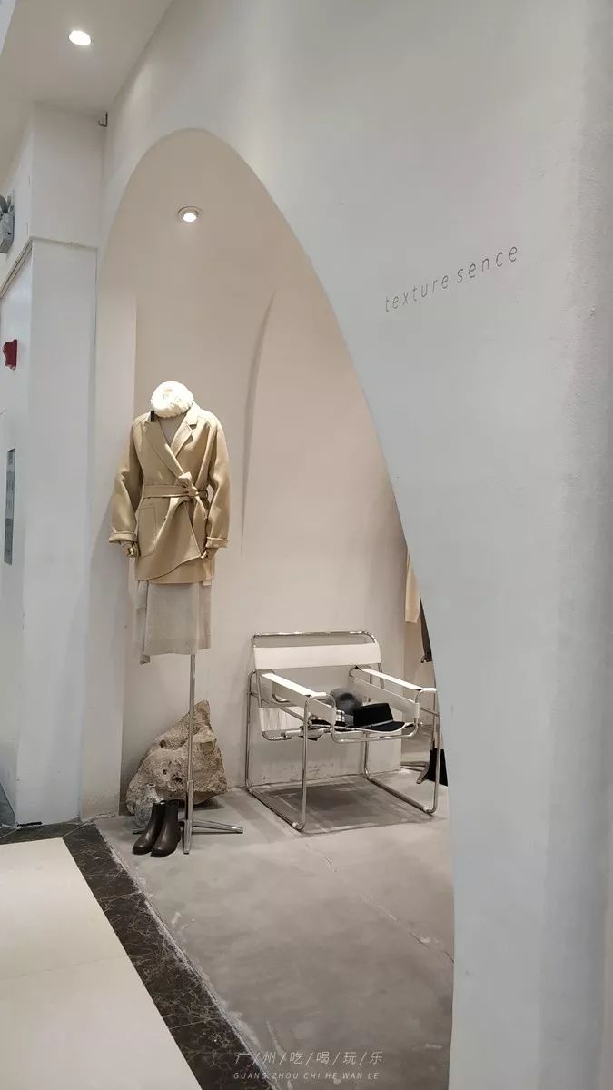 韩国东大门服装在哪里买,韩国东大门服装批发市场地铁