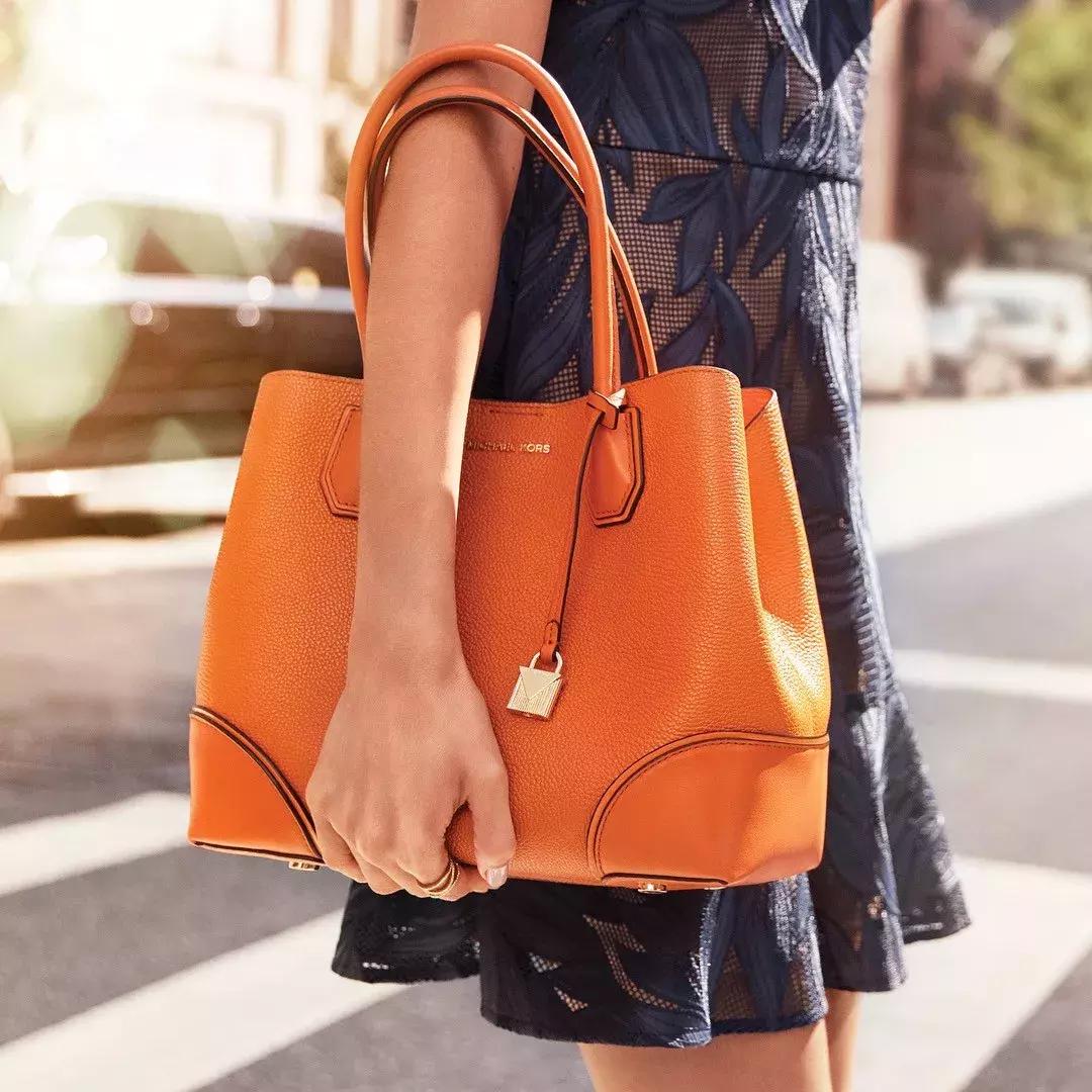 品牌女包包推荐网红款2022年新款,最近两年流行的包包品牌