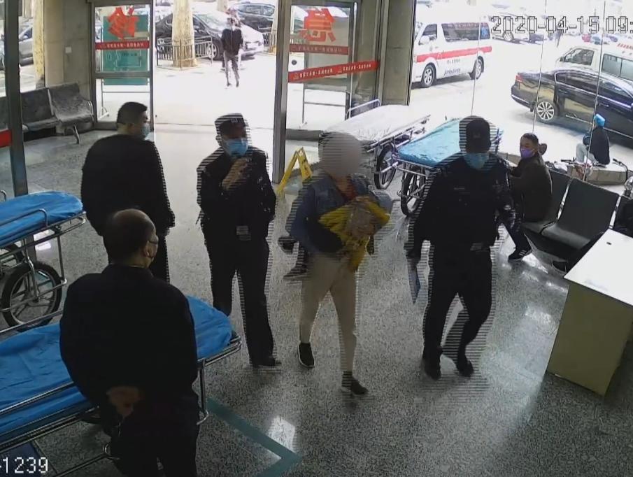 两岁宝宝误食两颗高锰酸钾怎么办,小孩误食高锰酸钾0.2克有什么危险