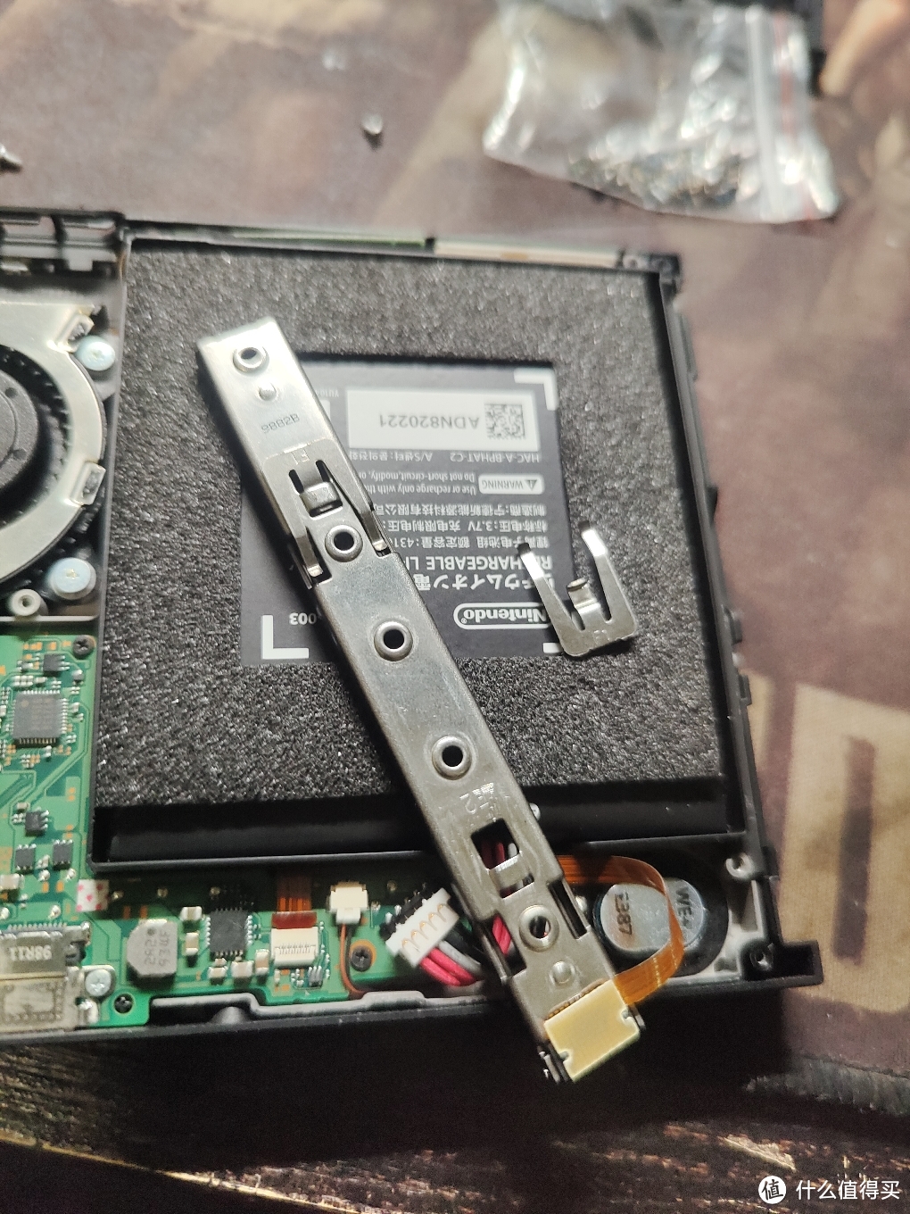 switcholed硬壳怎么拆,switch拆机清灰换硅脂有效果吗