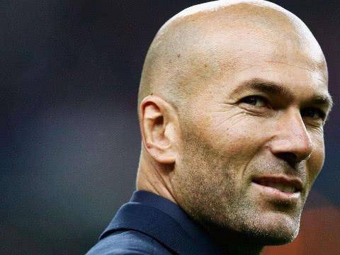 齐达内皇马欧冠三连冠,齐达内执教能力评价
