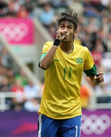 内马尔·达席尔瓦 -巴西足球运动员 简介*记