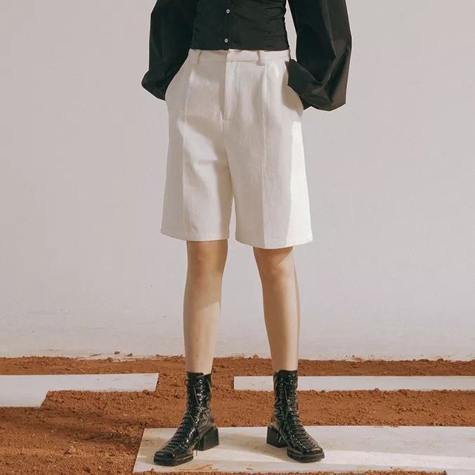 我试了九条白色牛仔裤，这四条太太太好穿了！