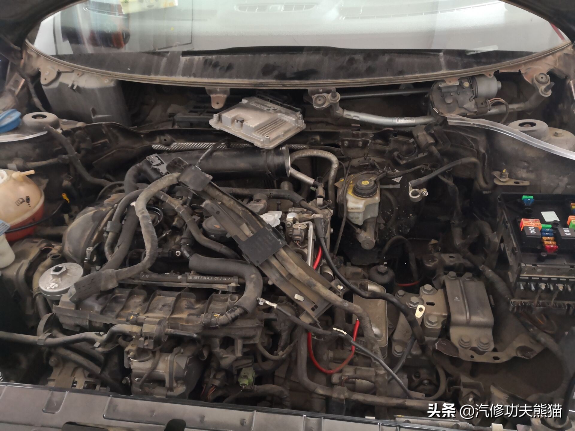 斯柯达昊锐发动机烧机油大修,18款的斯柯达为什么烧机油