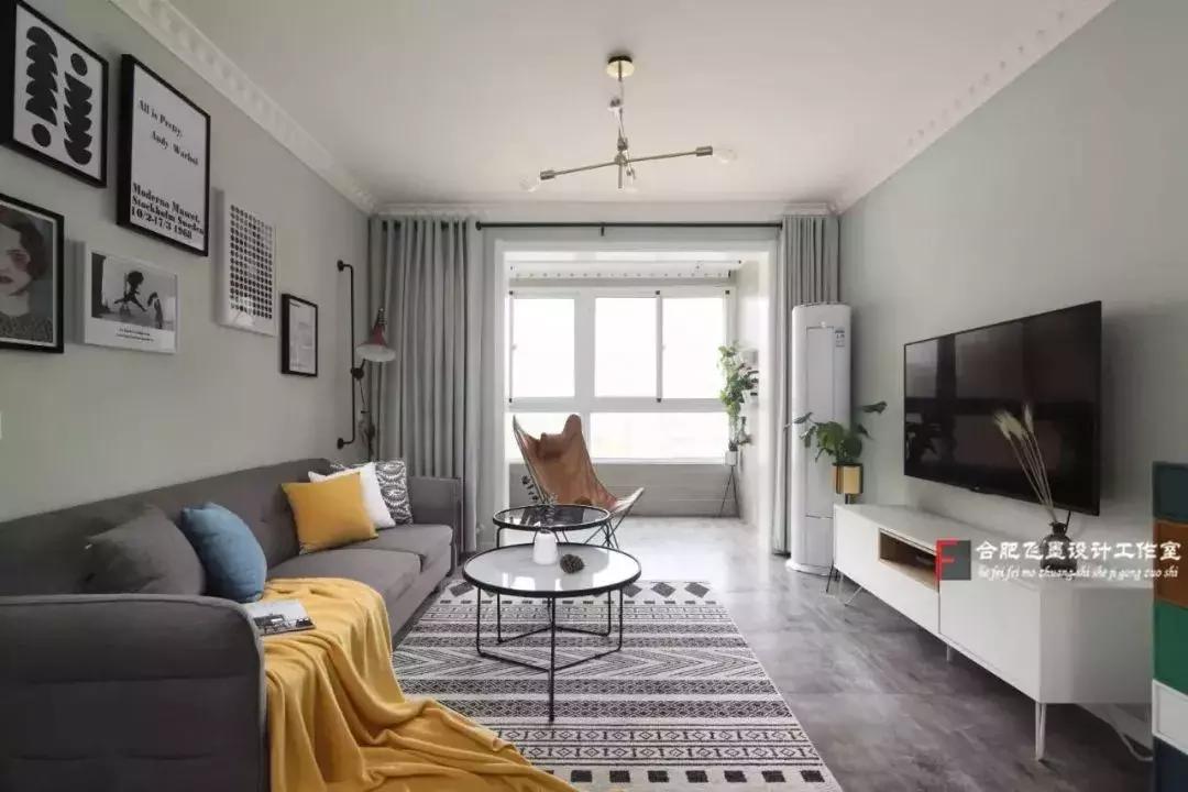 电视背景墙平面好看还是悬挂好看,入住后改电视背景墙