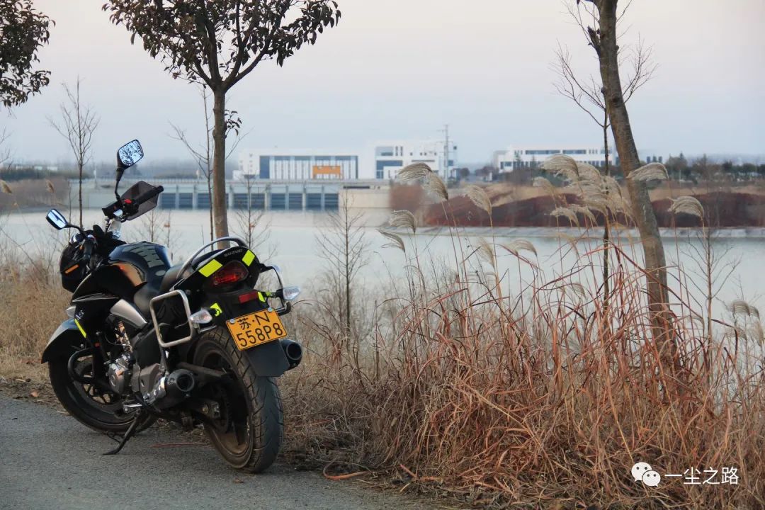 一个人的旅行12集,一个人的旅行摩托车穿越西藏