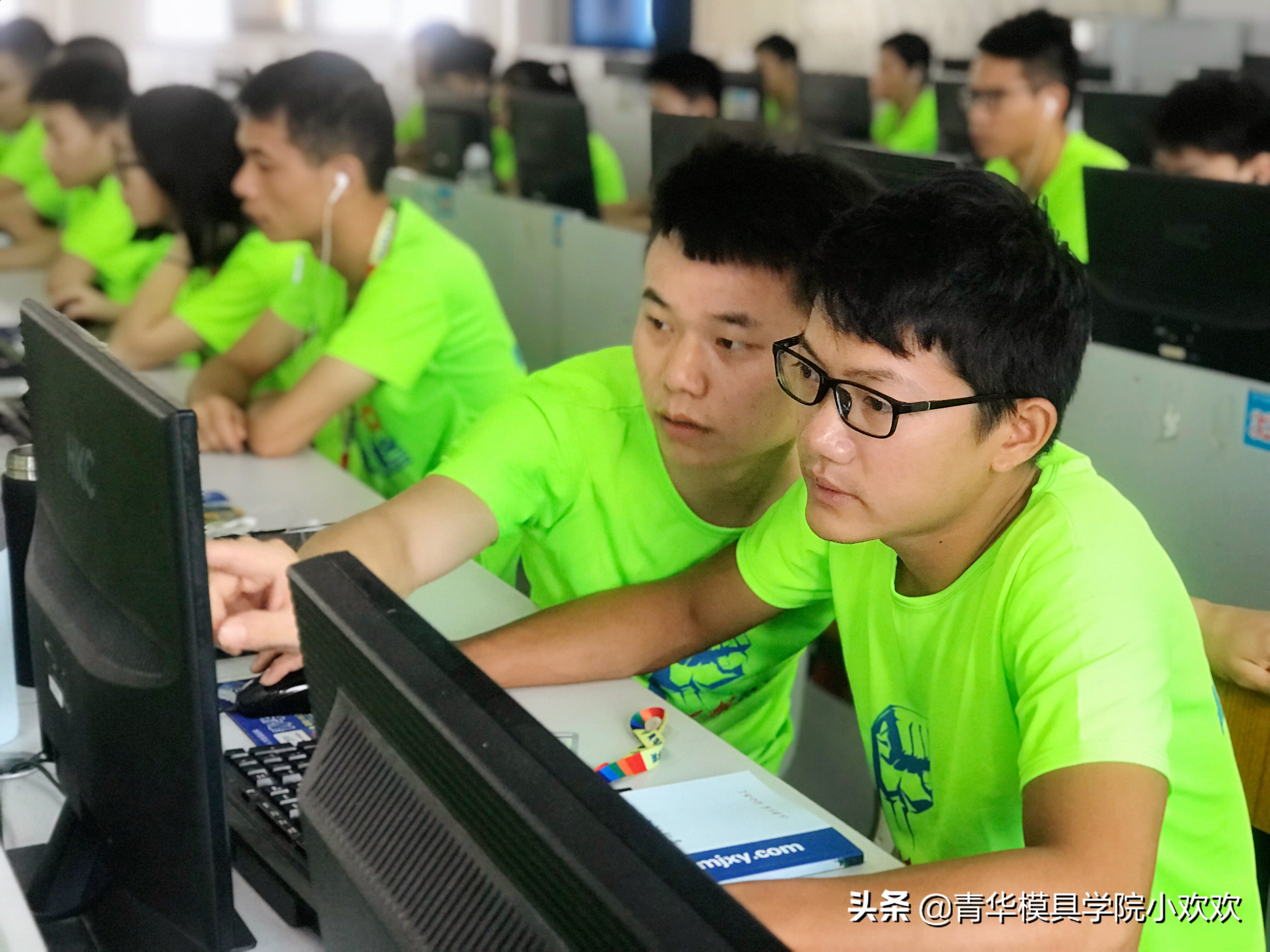 怎么看懂塑胶模具图纸,塑胶模具2D图纸尺寸标注