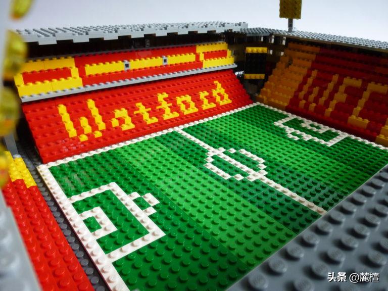 用乐高还原足球世界杯,足球比赛乐高搭建