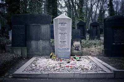 卡夫卡文学评论,卡夫卡文学与我们的时代