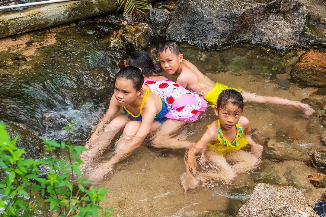 一次平常溯溪，竟意外发现广东最隐秘瀑布野温泉谷