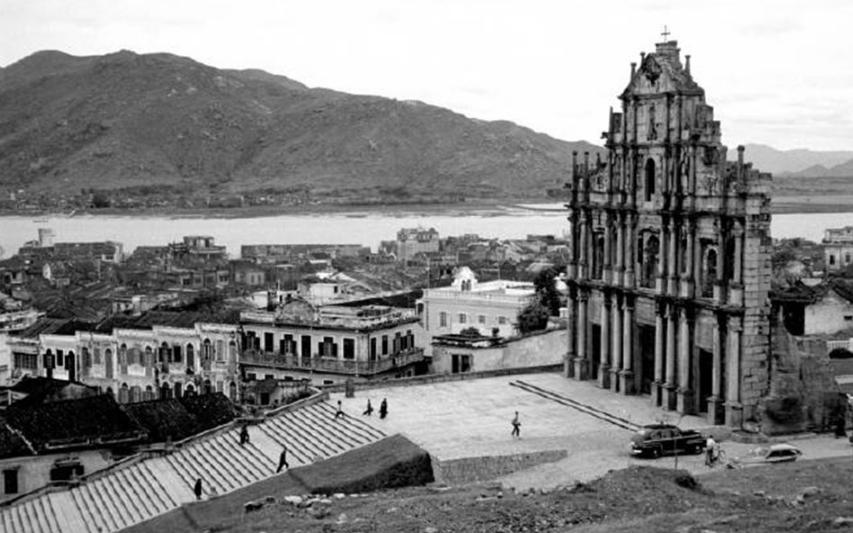 1973劫机事件,1982年中国第一劫机案电影