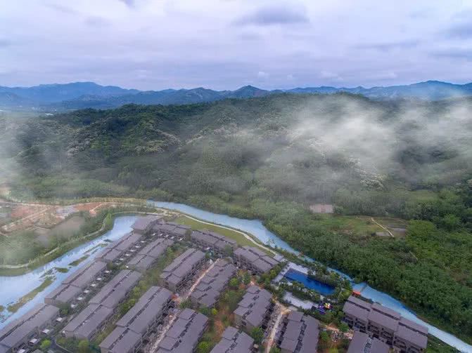 不用去泰国可以玩的景点,日本十大温泉胜地推荐