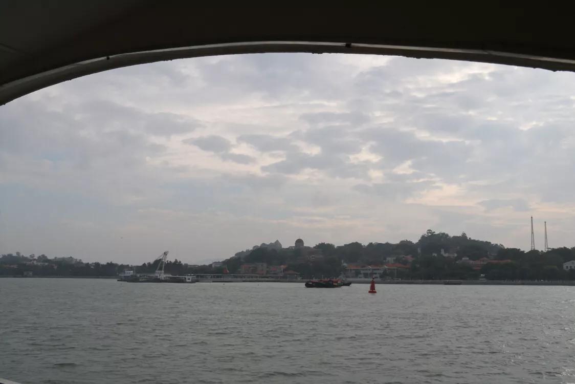 台湾人民隔海看厦门,台湾海峡看得到对岸吗