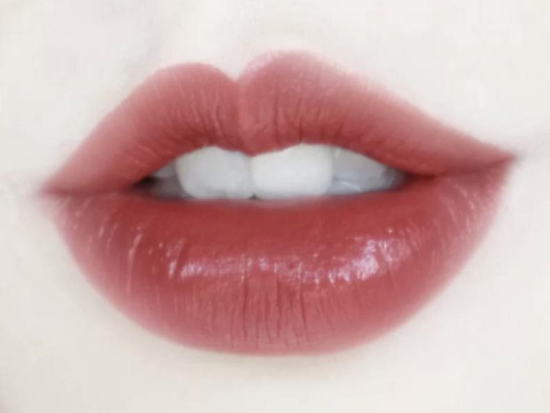 有哪些好看的联名款,好看又贵但没用的联名款