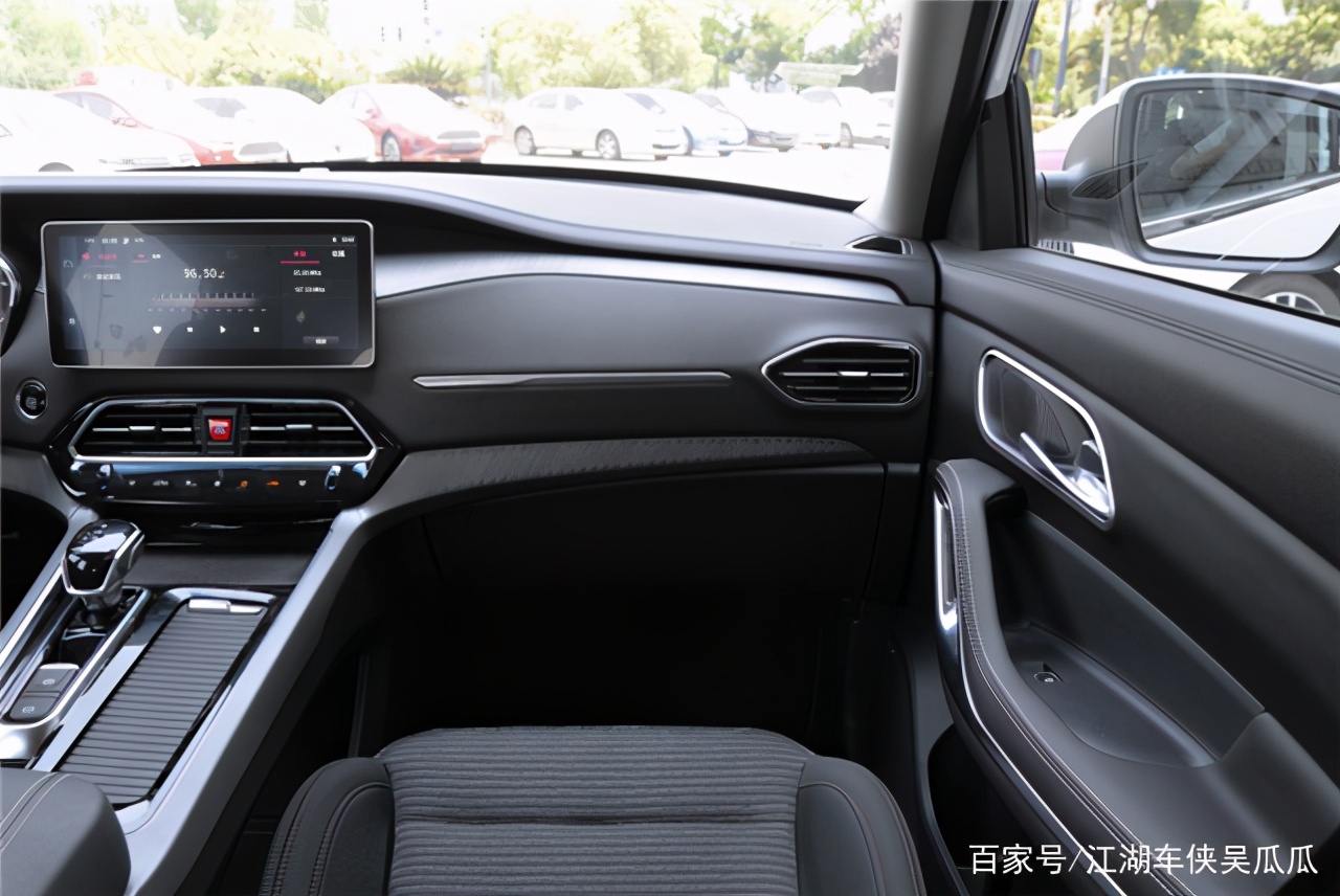 江淮嘉悦x7参数配置表,江淮嘉悦x7实车