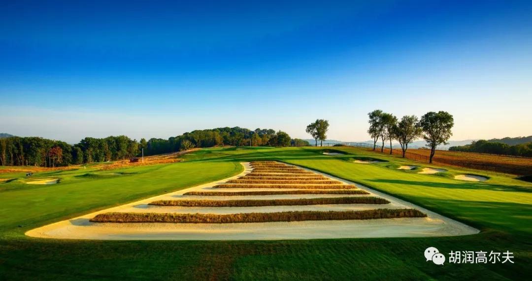 最新世界高尔夫排名前十位,2022中国十佳高尔夫球场