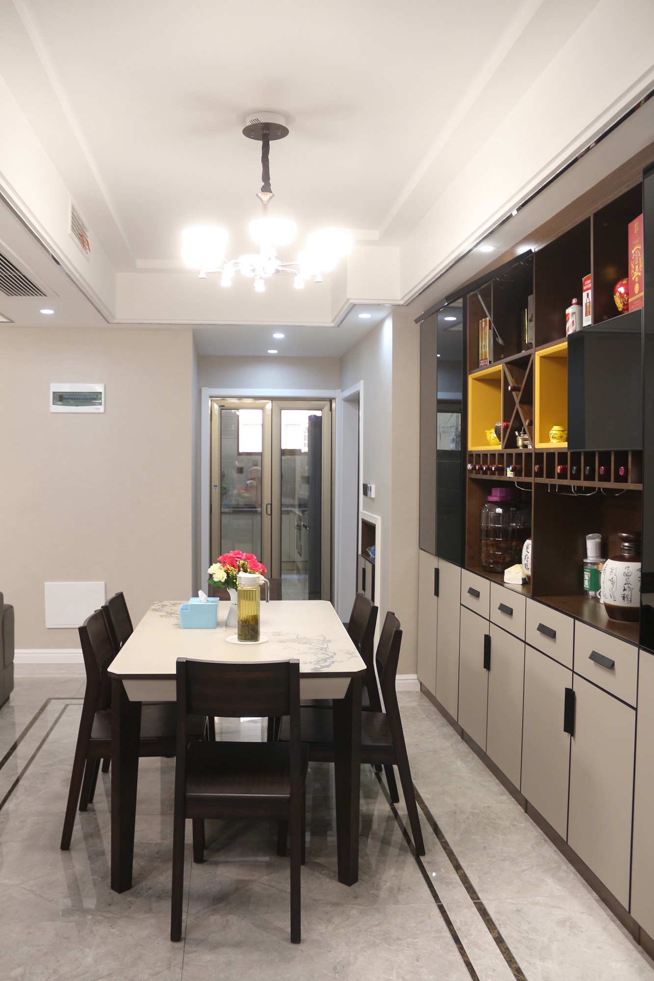 十年专注只为让你有一个温馨的家,用一生的爱筑一个温暖的家