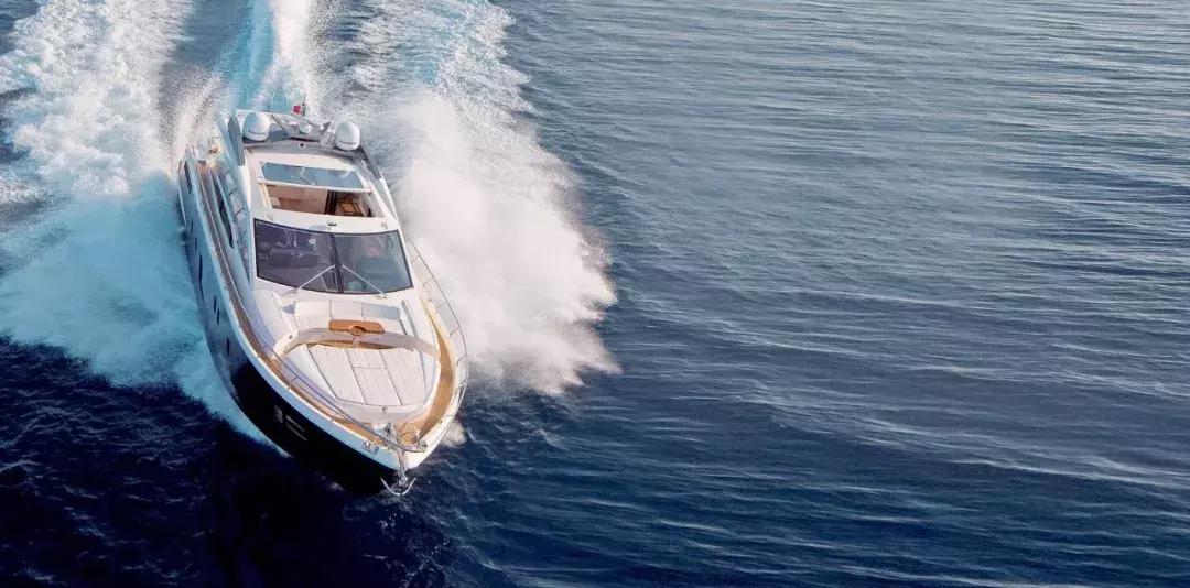 玛莎拉蒂范思哲,高端奢侈品玛莎拉蒂