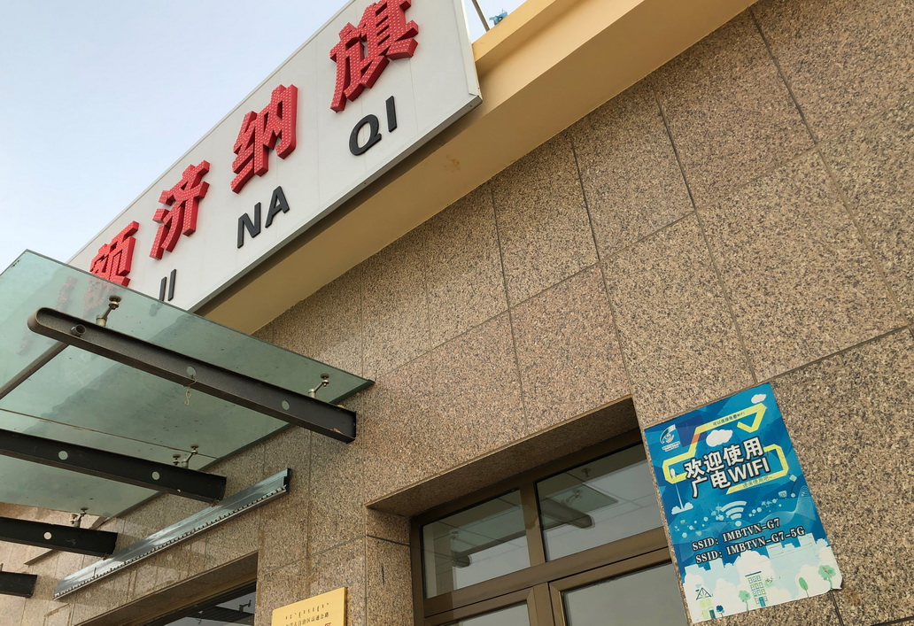 视频看多了，自驾*疆新**前也打造床车，结果只睡四天，还是住店舒服