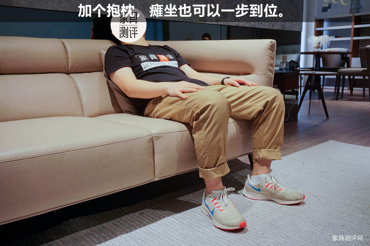 格调沙发哪个系列好用,极简黑沙发怎么搭出高级感