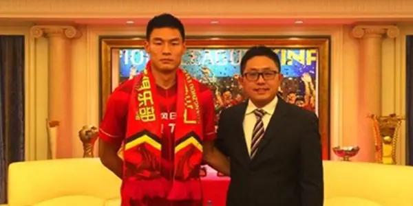 韩鹏飞绝杀大连人,国脚韩鹏飞