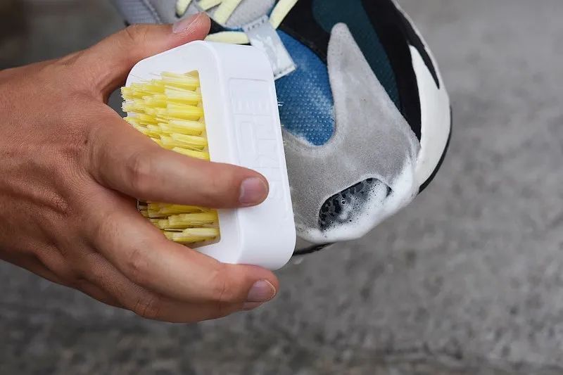 新鞋一时爽，洗鞋火葬场