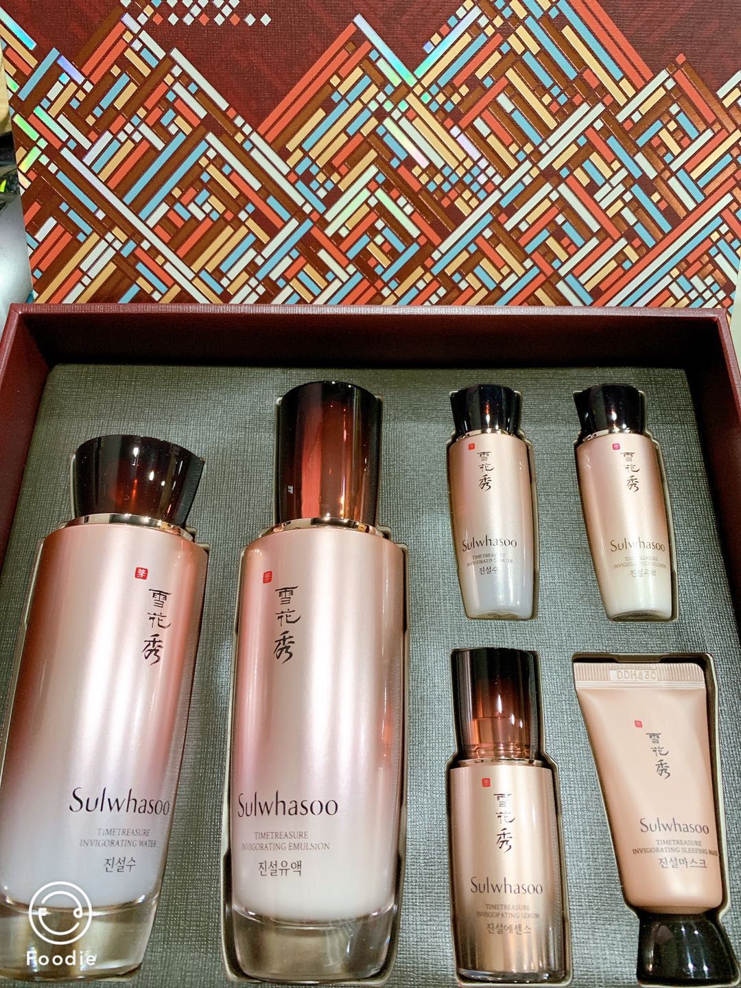 干皮怎么选择护肤品,四十岁干皮敏感肌适合哪种护肤品