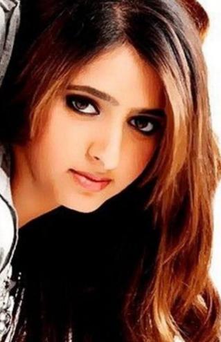 迪拜大王妃:深藏后宫42年,看着哈雅楼起楼塌,她有王储儿子护身