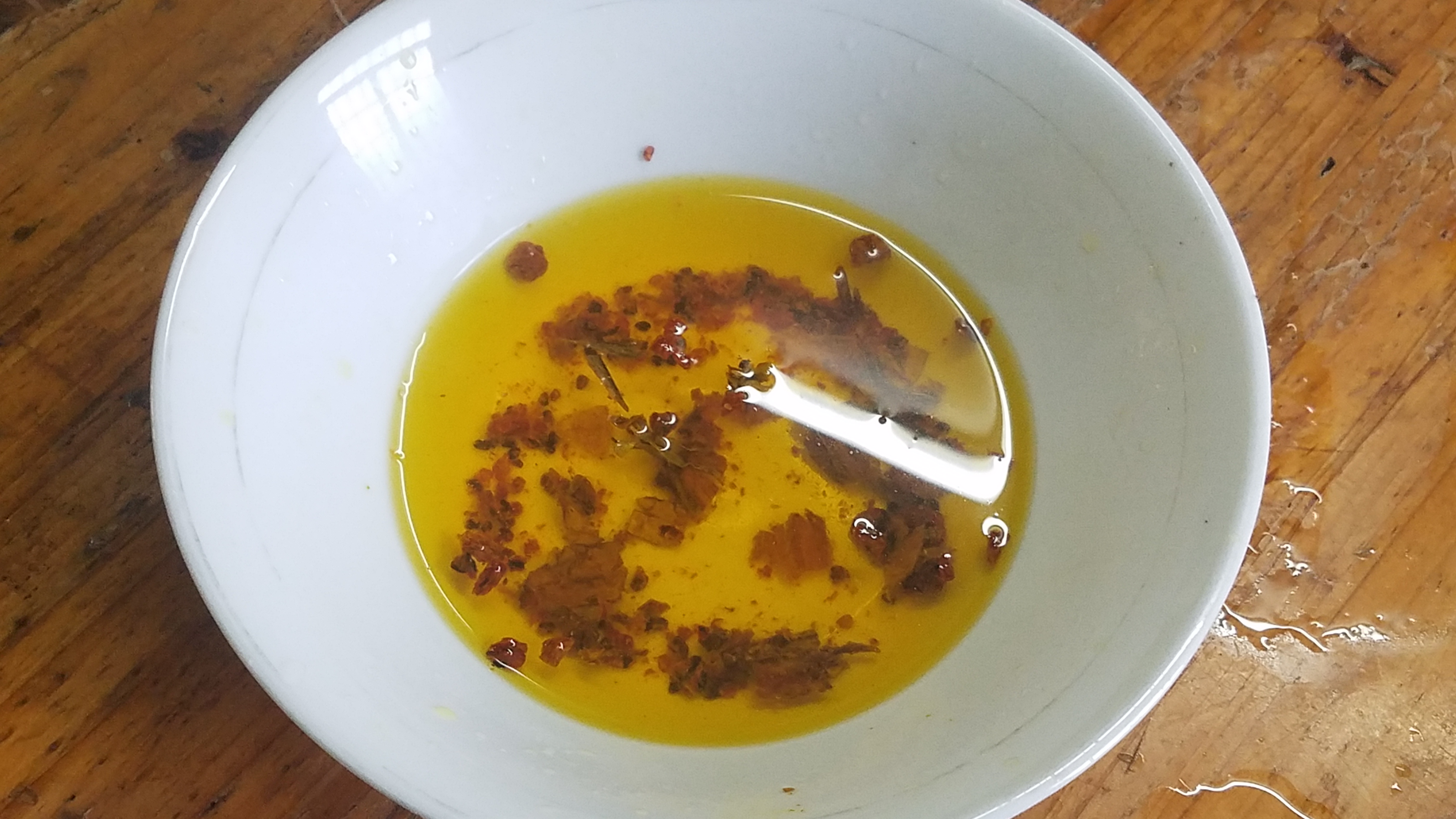 自己做的盐焗鸡翅怎么做好吃,做好的盐焗鸡翅怎么炒好吃