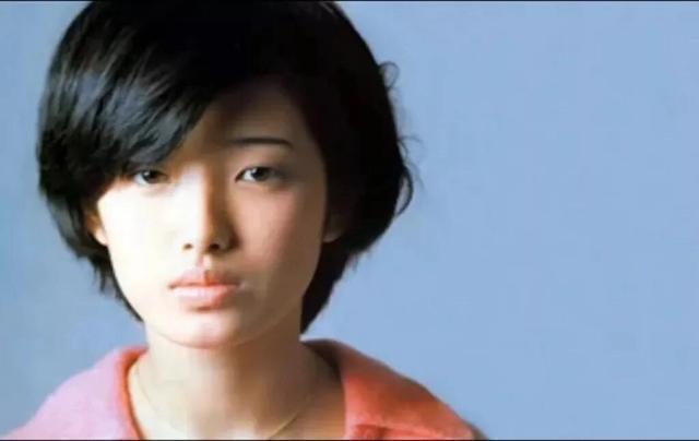 山口百惠和她的两个儿子,山口百惠21岁1980年隐退纪录