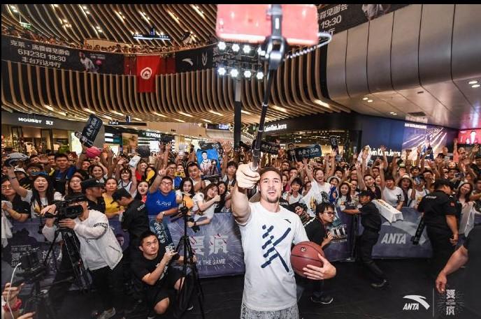 这家29岁的企业,隐藏着“中国品牌”最真实的一面