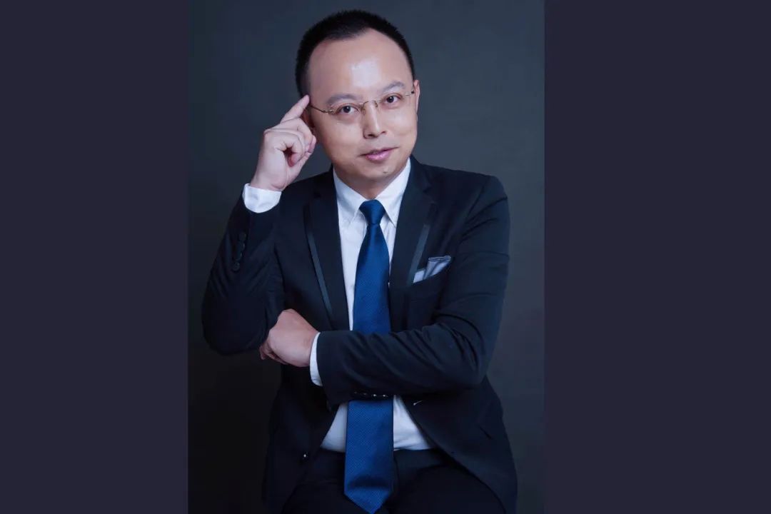 找准赛道，积累优势，四步骤教你打造个人品牌