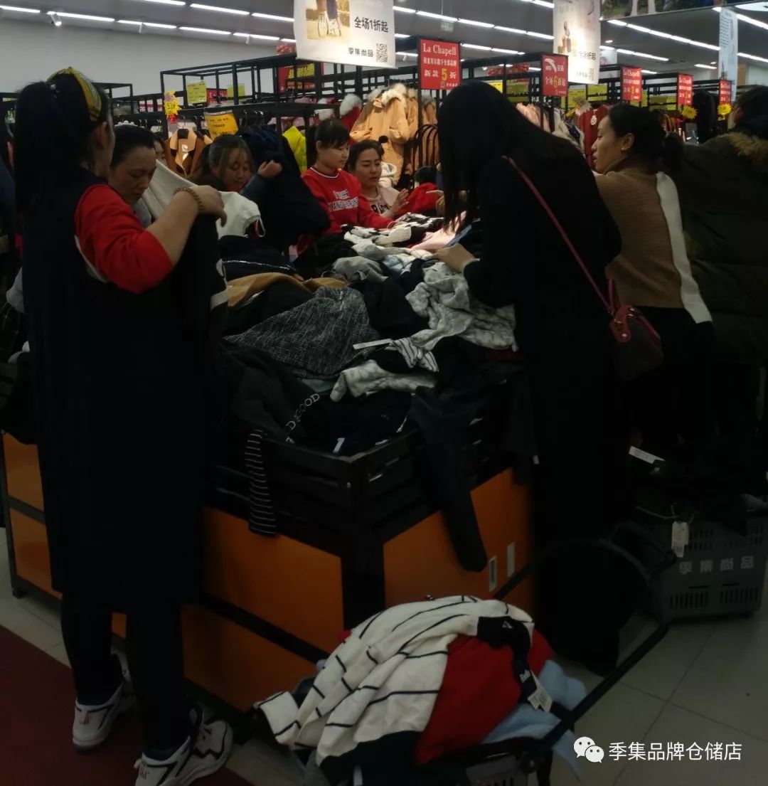 拉夏贝尔男童加绒套装爆款童装,拉夏贝尔官方清仓童装